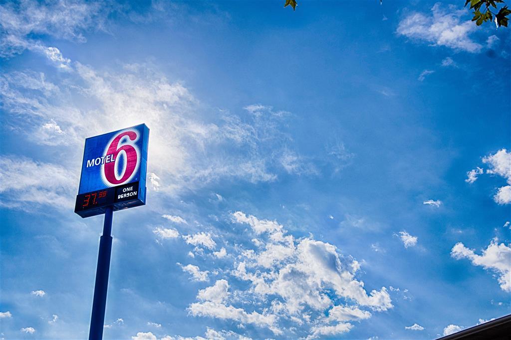 Motel 6-Reno, Nv - Virginia Plumb Ngoại thất bức ảnh