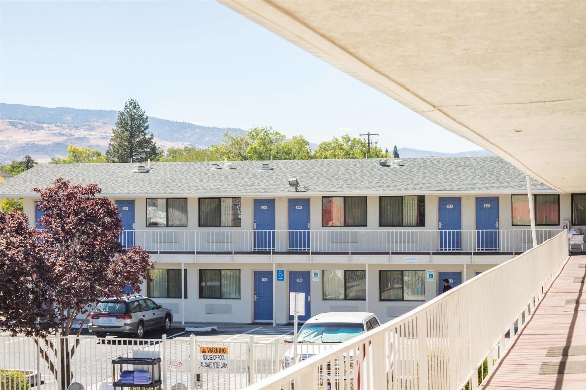 Motel 6-Reno, Nv - Virginia Plumb Ngoại thất bức ảnh